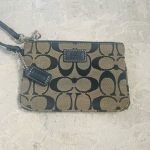 Coach signature cc wristlet